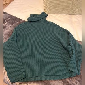 Abercrombie Forrest Green Turtleneck Sweater